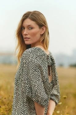 Part Two Arisa Black Graphic Dress