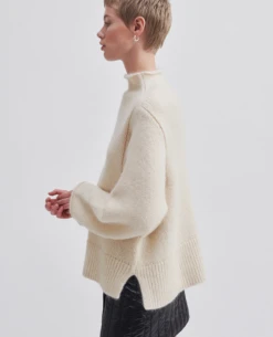 Second Female Rikke Chalk Turtle Knit -Fashion Clothing SecondFemaleRikkeDarkChalkKnit 3 097bc77e d553 434e b697 d672369f44eb